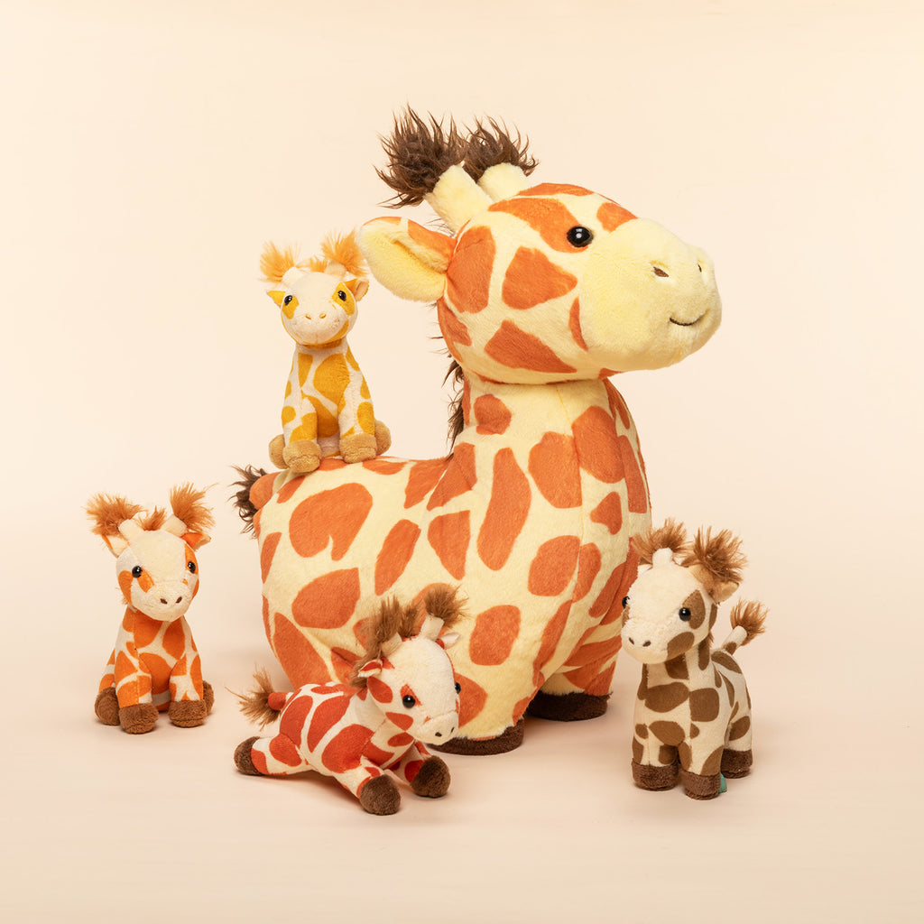 Giraffe Mommy with 4 Babies Plush Stuffed Animal Set